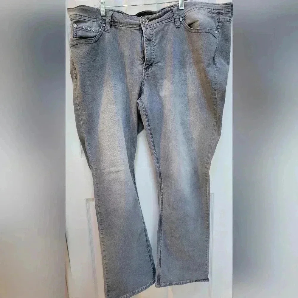 Plus Size Gray Washed Jeans with Rhinestone Embellishments 24W